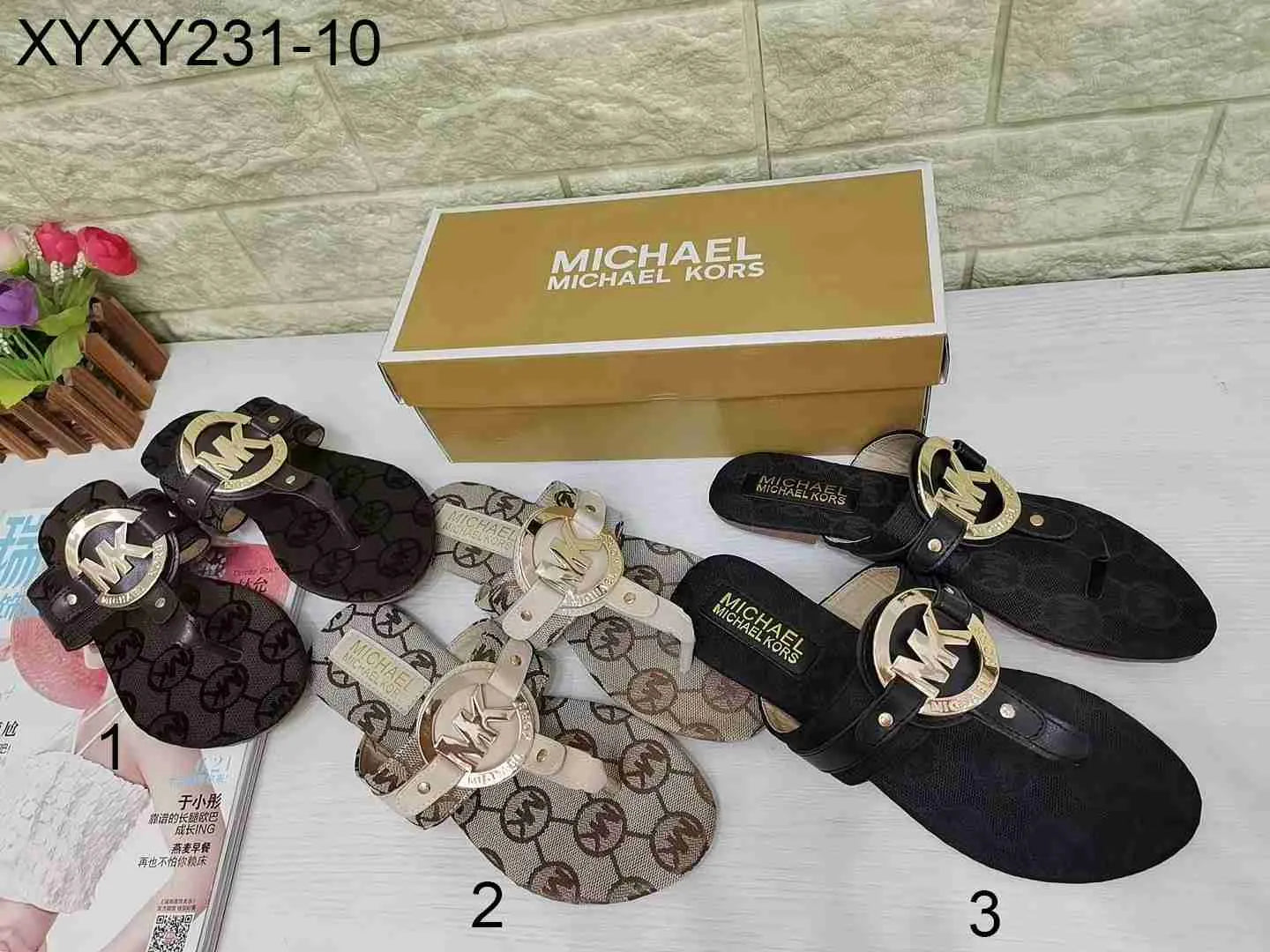 Michael kors Slippers