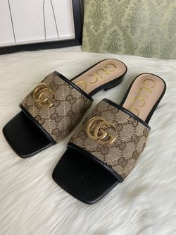 GUCCI Monogram Open Toe Casual Slippers