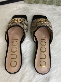 GUCCI Monogram Open Toe Casual Slippers