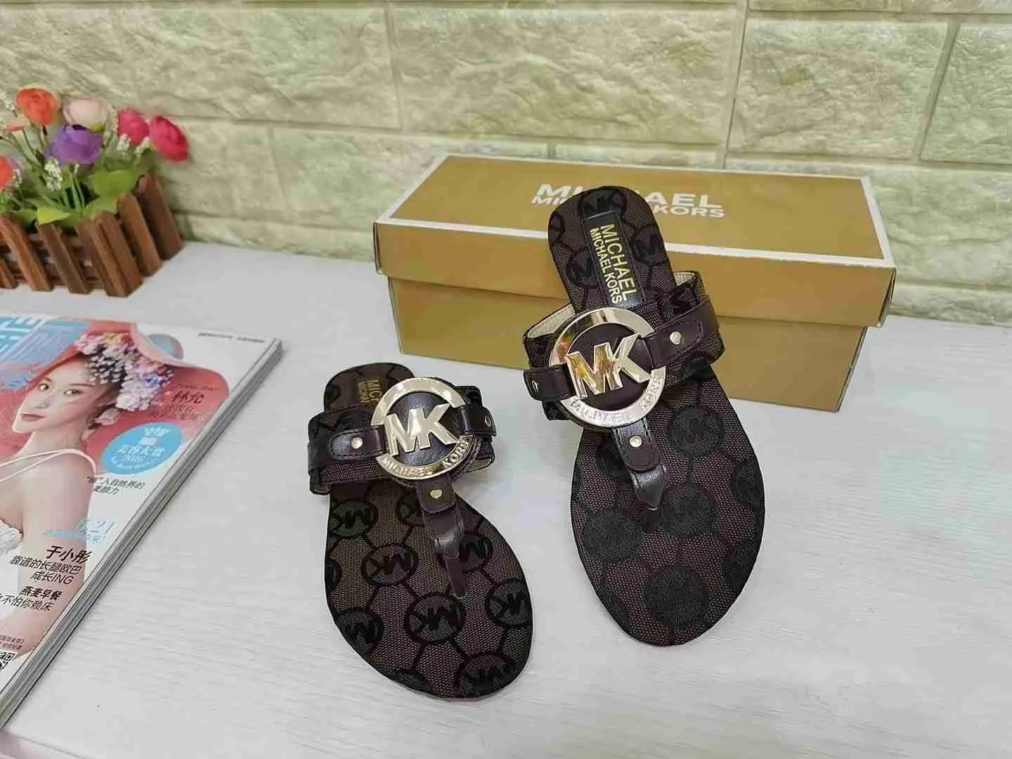 Michael kors Slippers