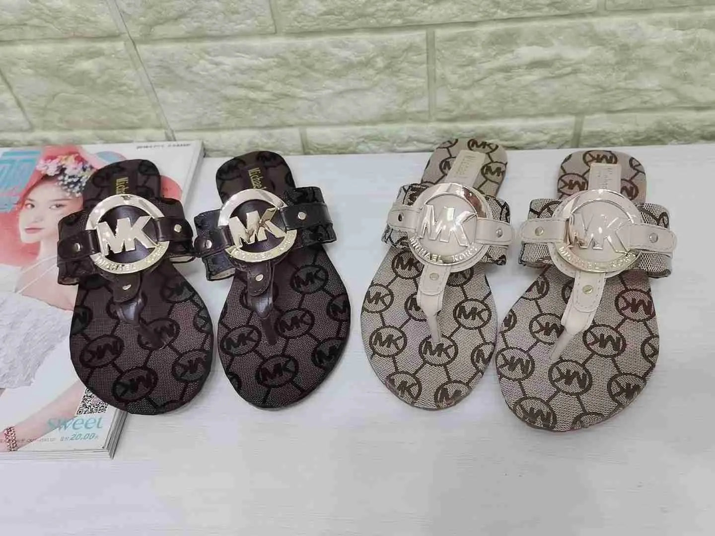 Michael kors Slippers